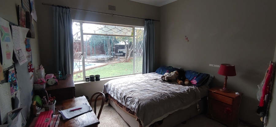 4 Bedroom Property for Sale in Hillcrest Northern Cape